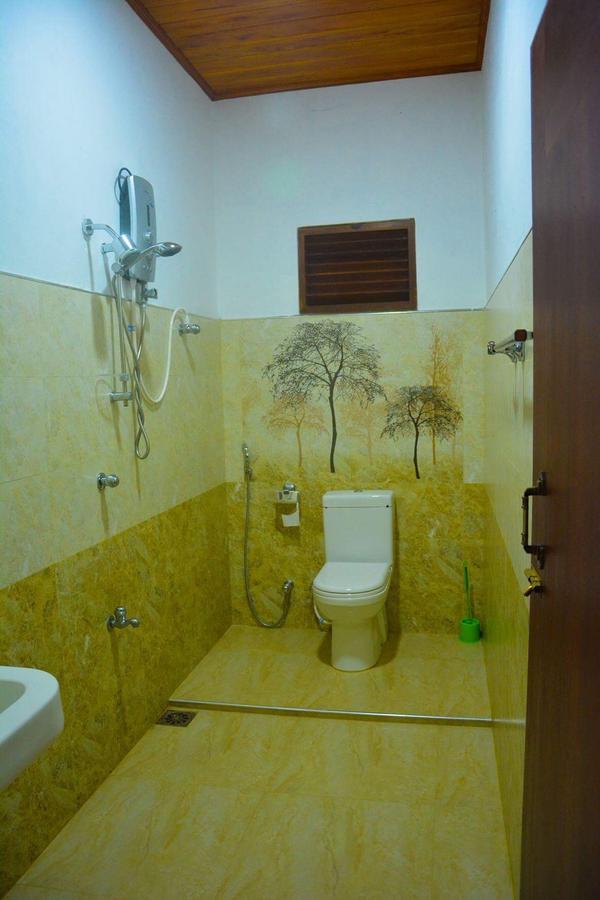 Shehani Beach Bungalow Тангалла Экстерьер фото